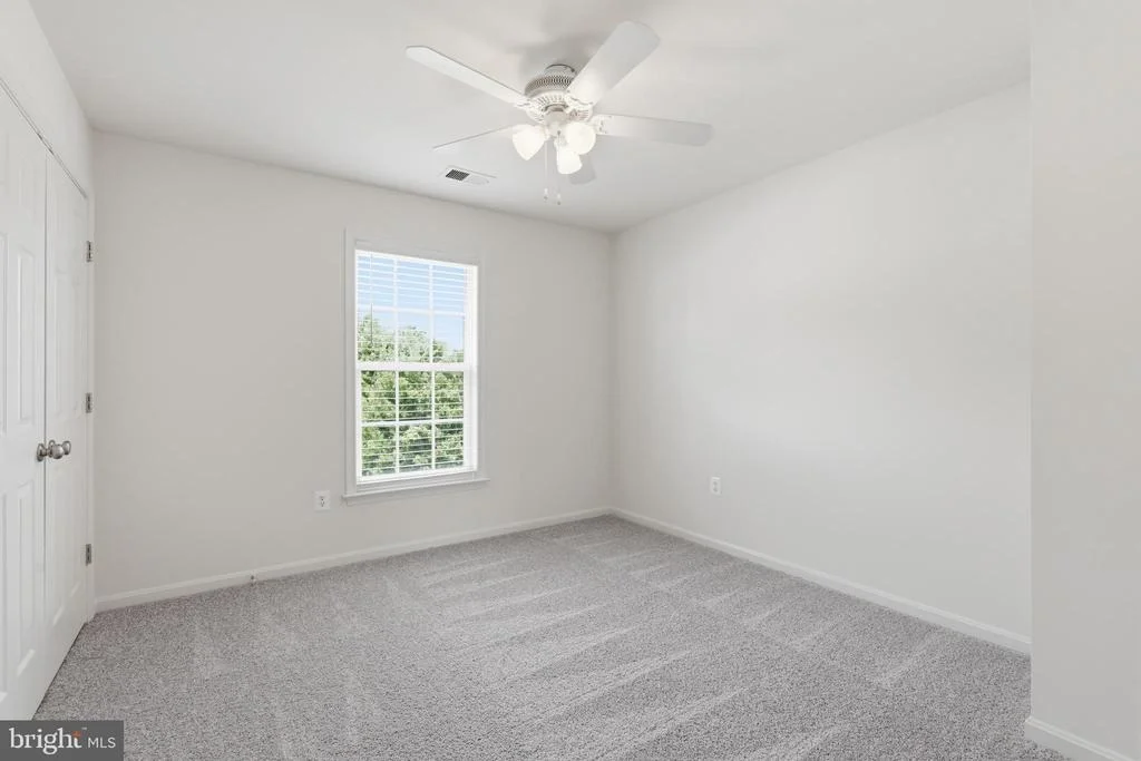 Photo of 17515 MINA LANE