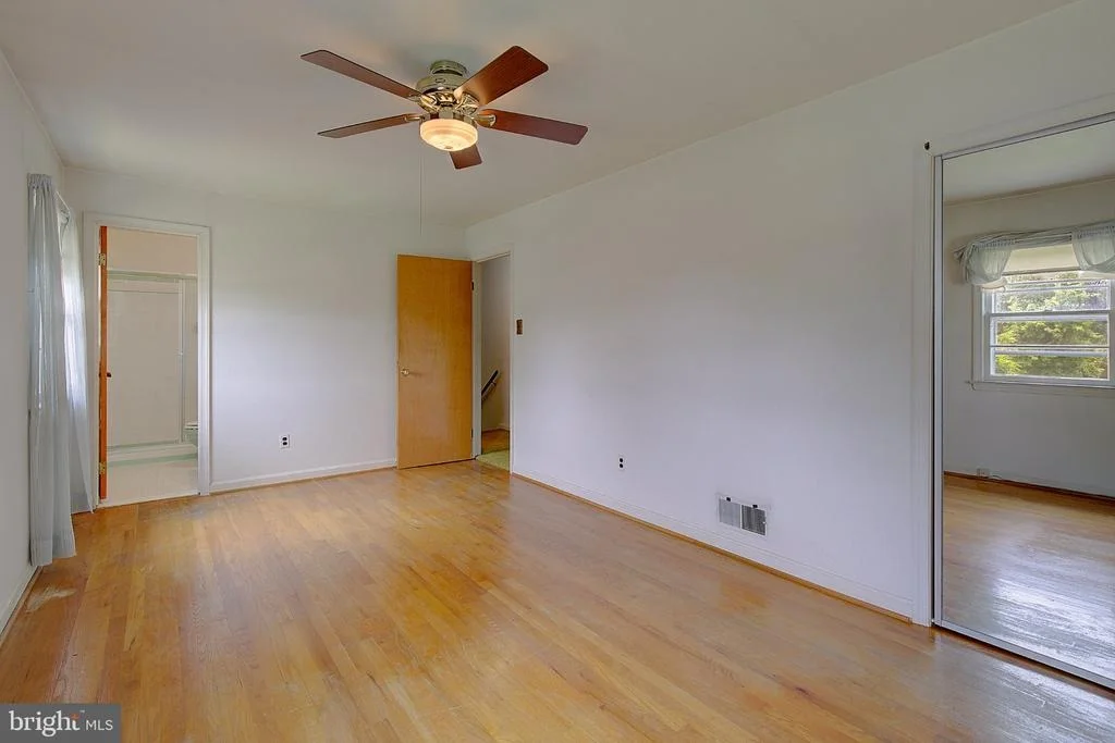 Photo of 5907 BEDFORD LANE