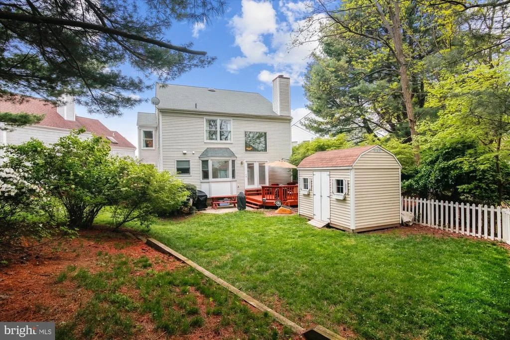 Photo of 2321 PONDSIDE TERRACE