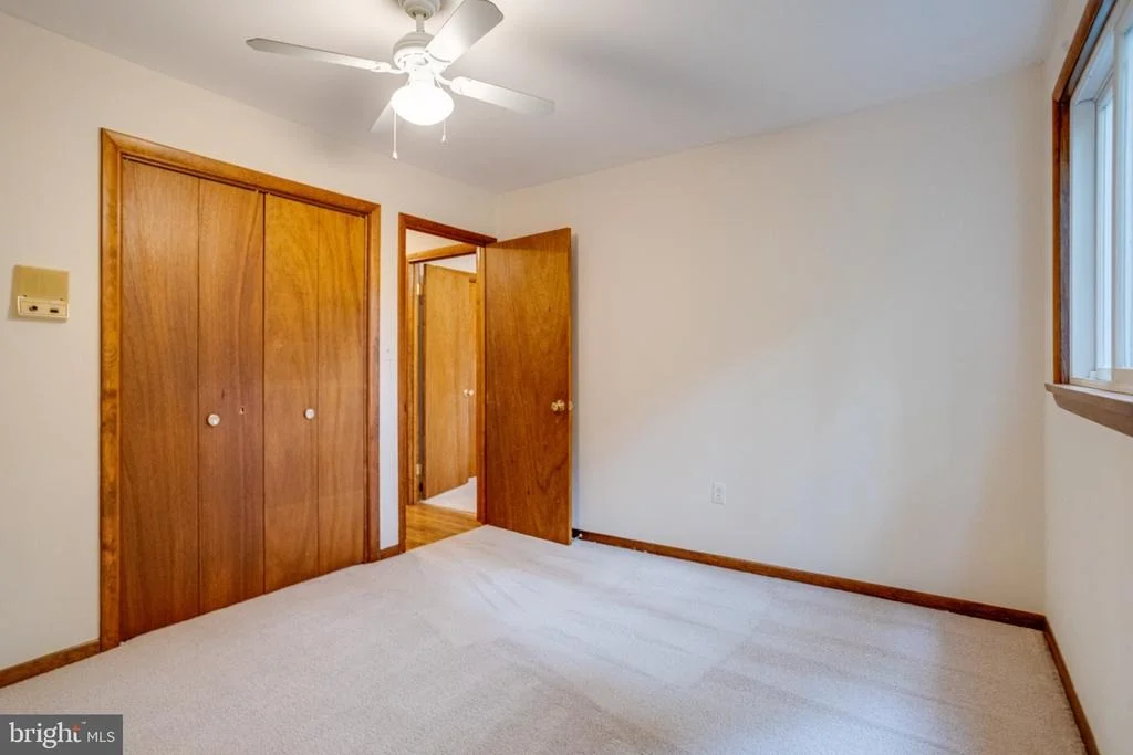 Photo of 2010 FALLSGROVE WAY