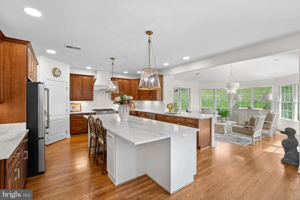 Photo of 15064 BARLOW DRIVE