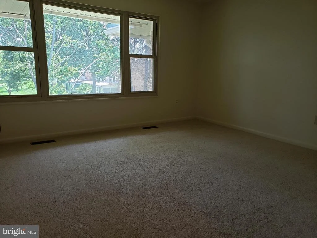Photo of Unit 73C at 3600 GLENEAGLES DRIVE