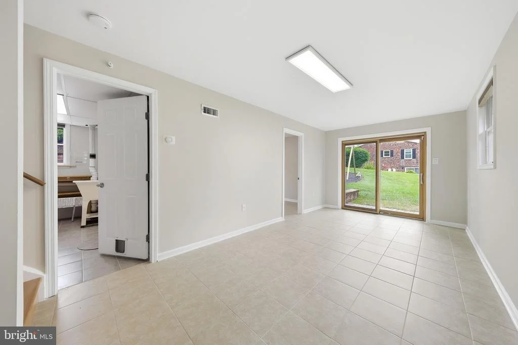 Photo of 6113 ELAINE DRIVE