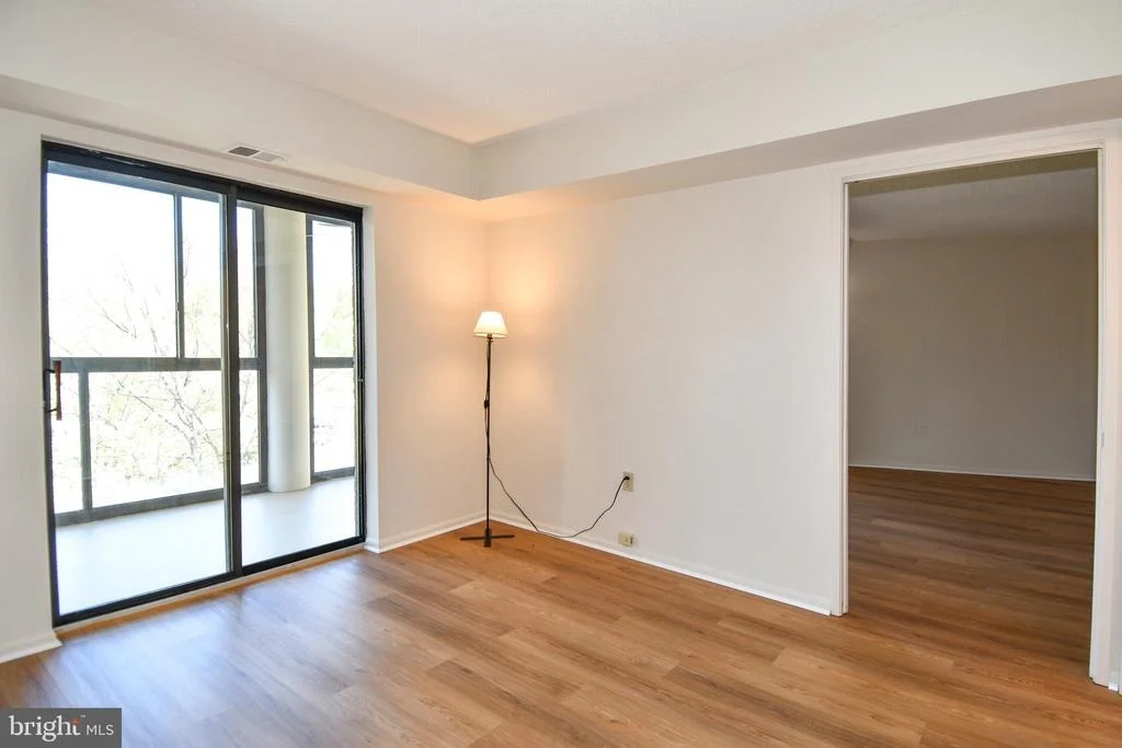 Photo of Unit 1526 at 15101 INTERLACHEN DRIVE