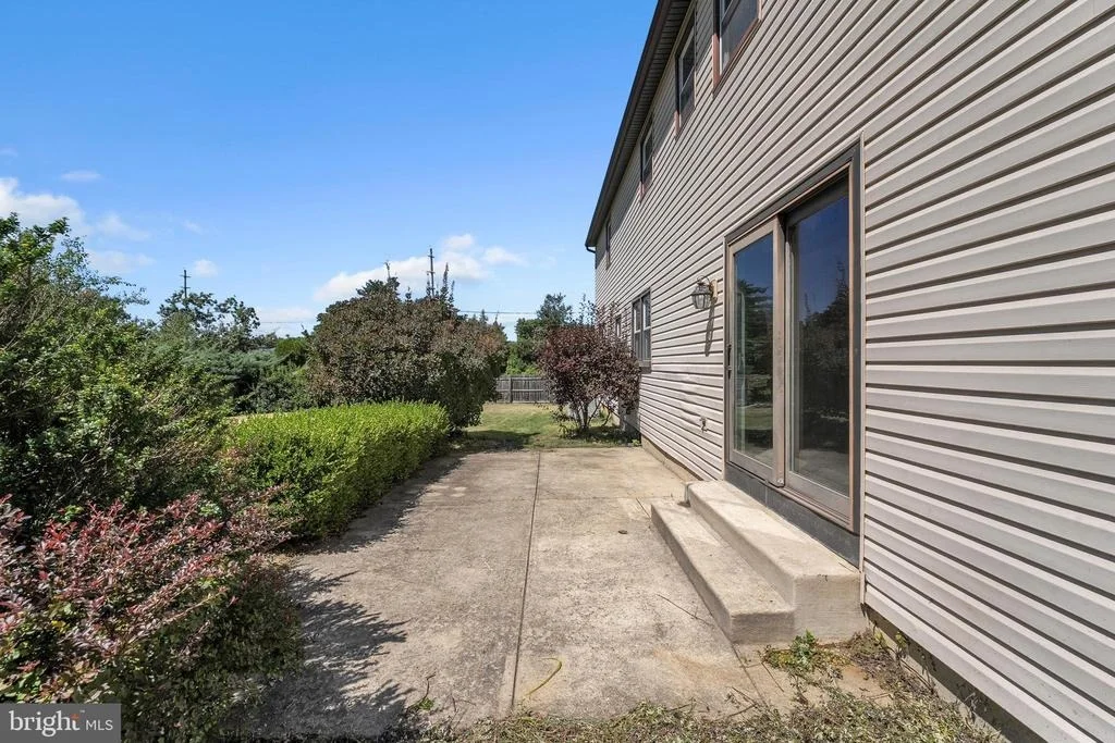 Photo of 1 CHATEAU DRIVE
