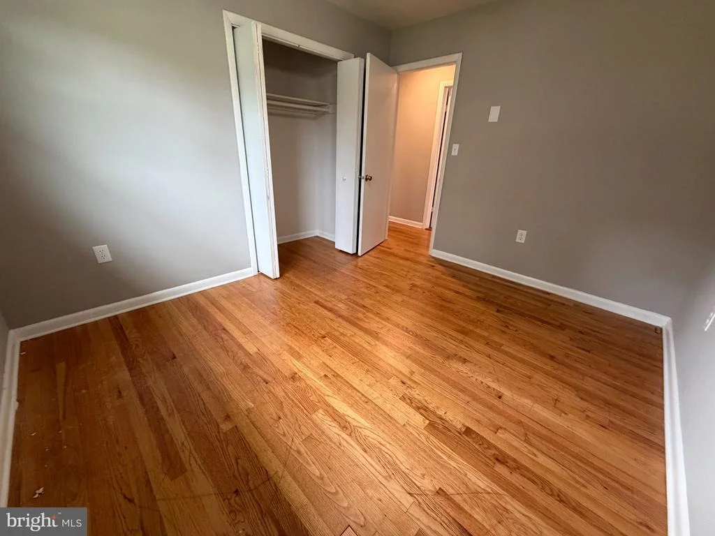 Photo of 3 SPRINGVIEW BOULEVARD