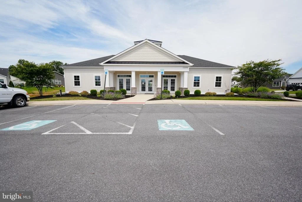 Photo of 32224 HERITAGE ROAD