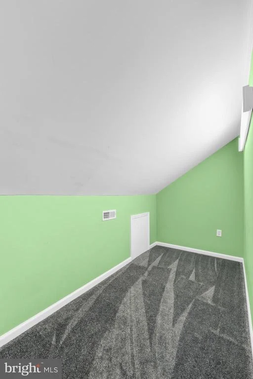 Photo of 10 SILVER HILL LANE