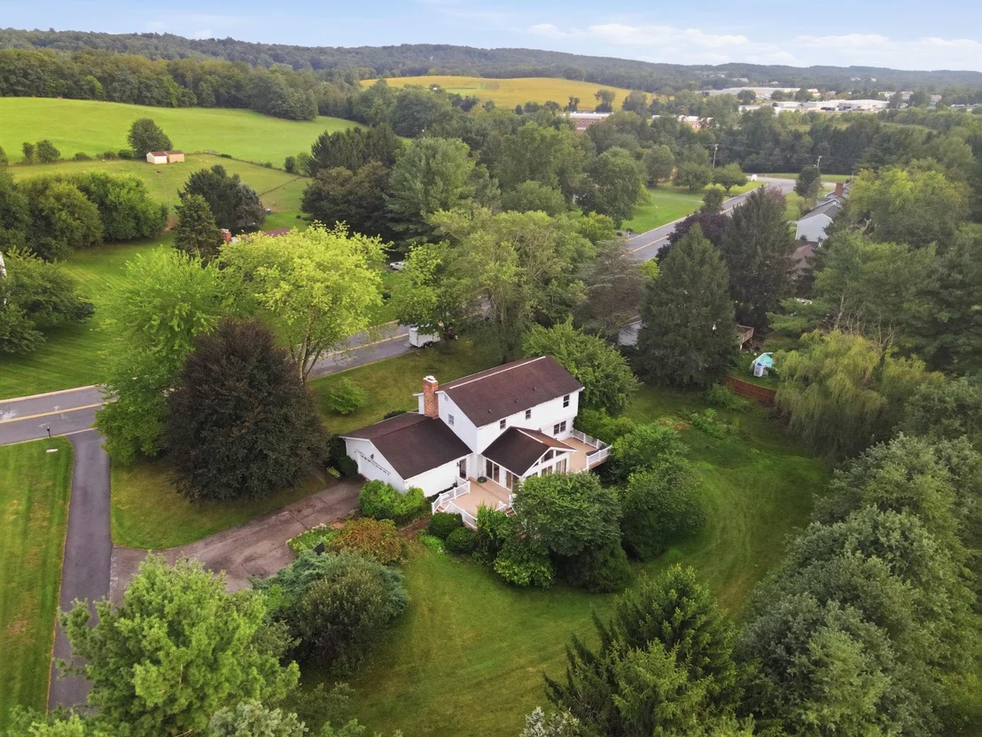 Photo of 1190 LONG VALLEY ROAD