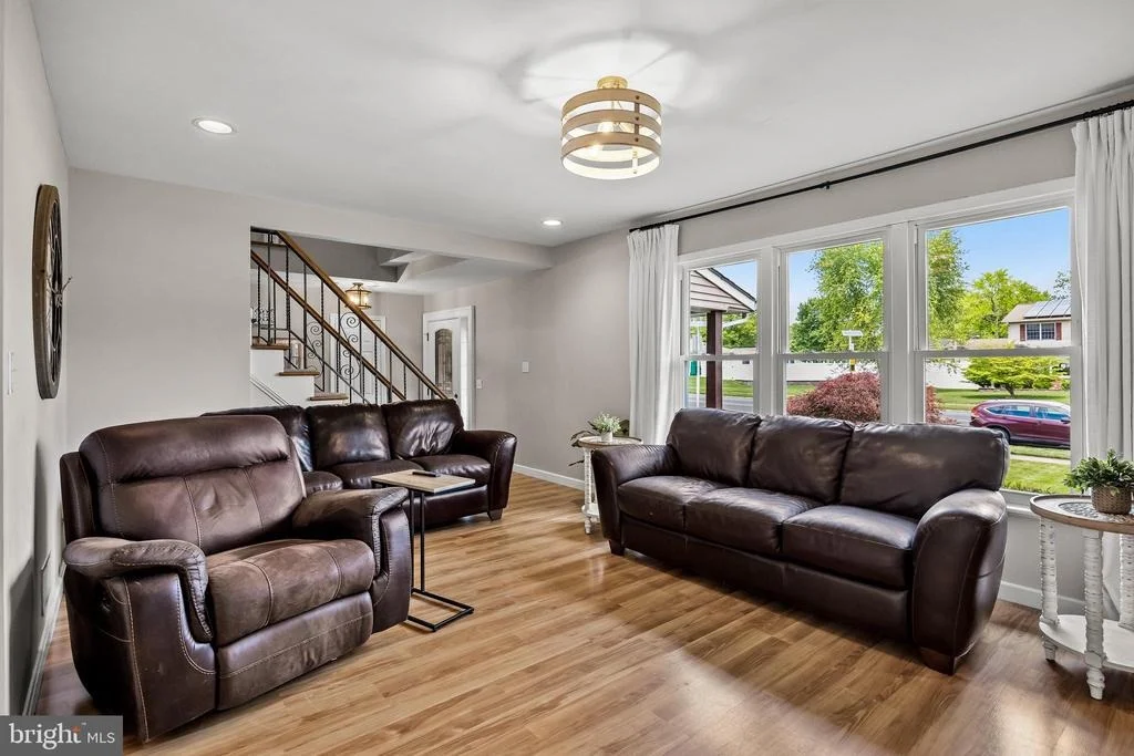 Photo of 1049 ESTATES BOULEVARD