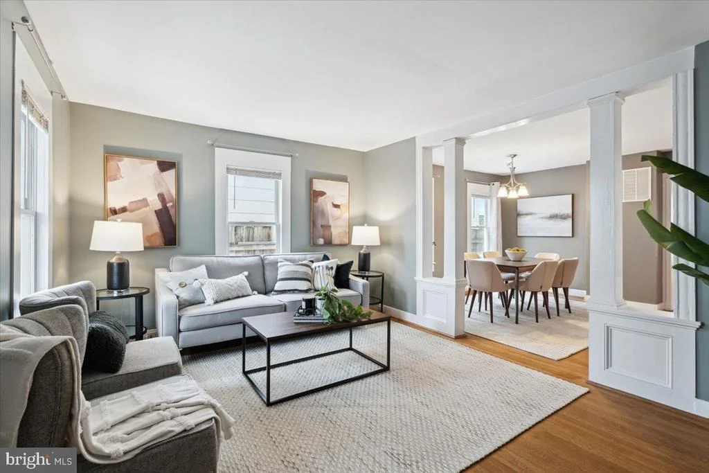 Photo of 218 5TH STREET W