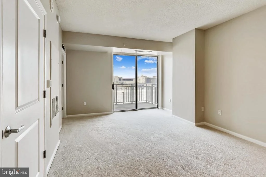 Photo of Unit 1106 at 930 WAYNE AVENUE