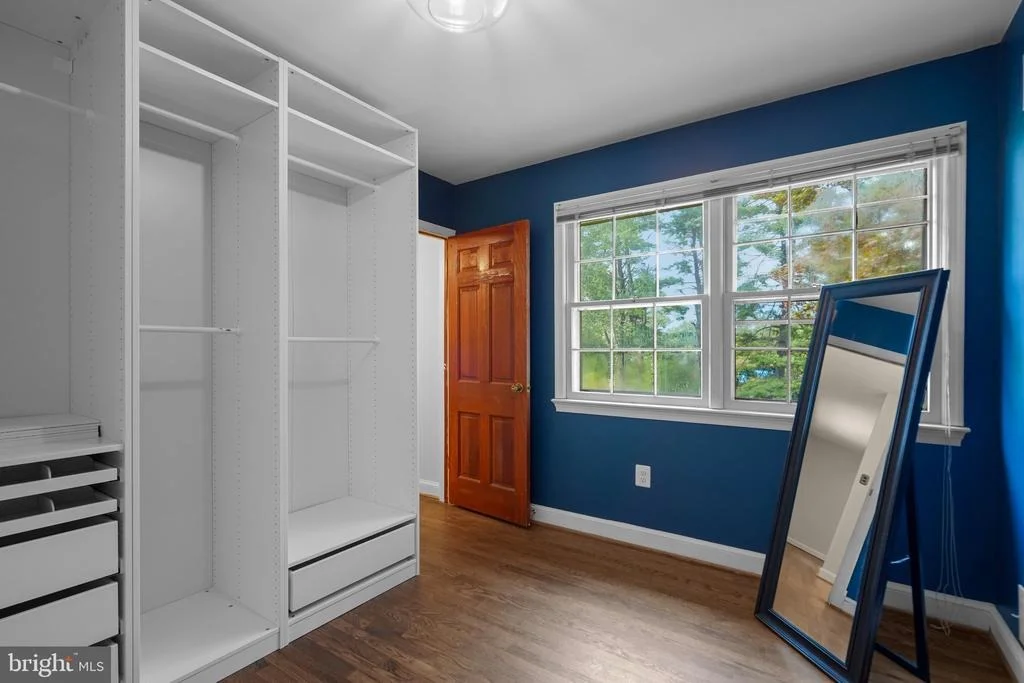 Photo of 3717 KING WILLIAM DRIVE