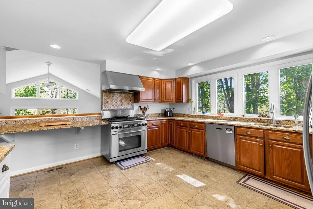 Photo of 8230 DOGWOOD ROAD