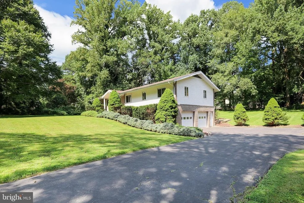 Photo of 2117 DRURY ROAD