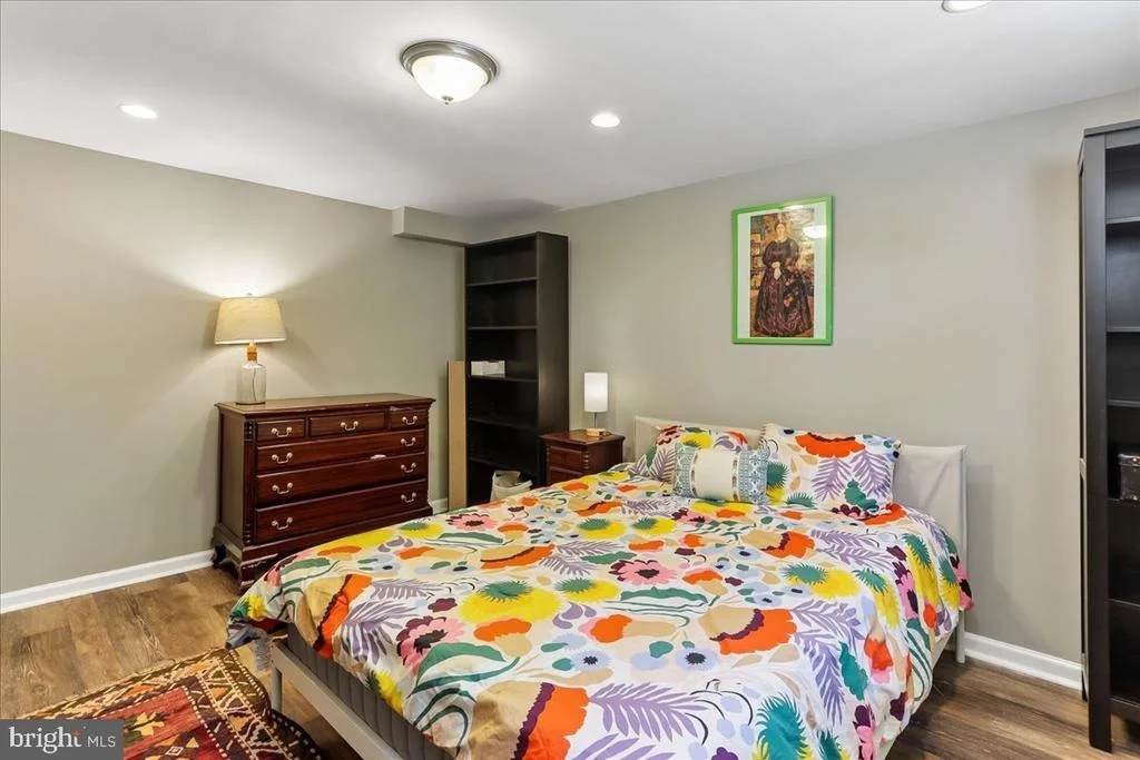 Photo of 1504 CREST ROAD