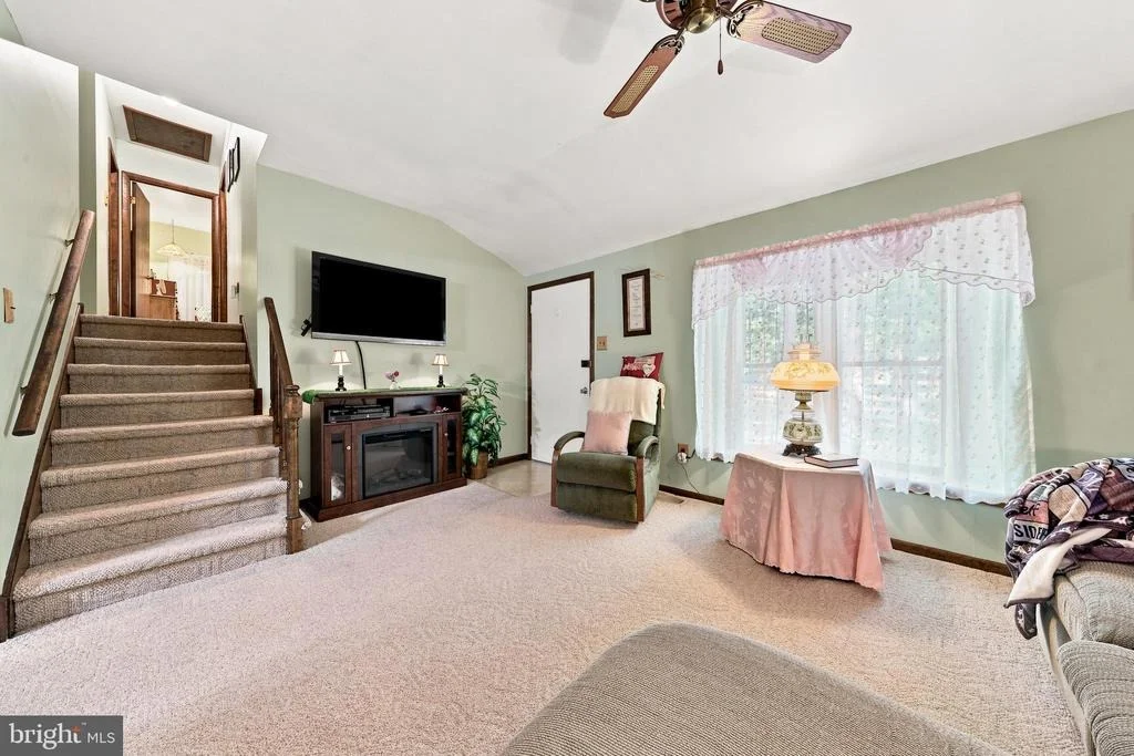 Photo of 1329 SUNSET AVENUE