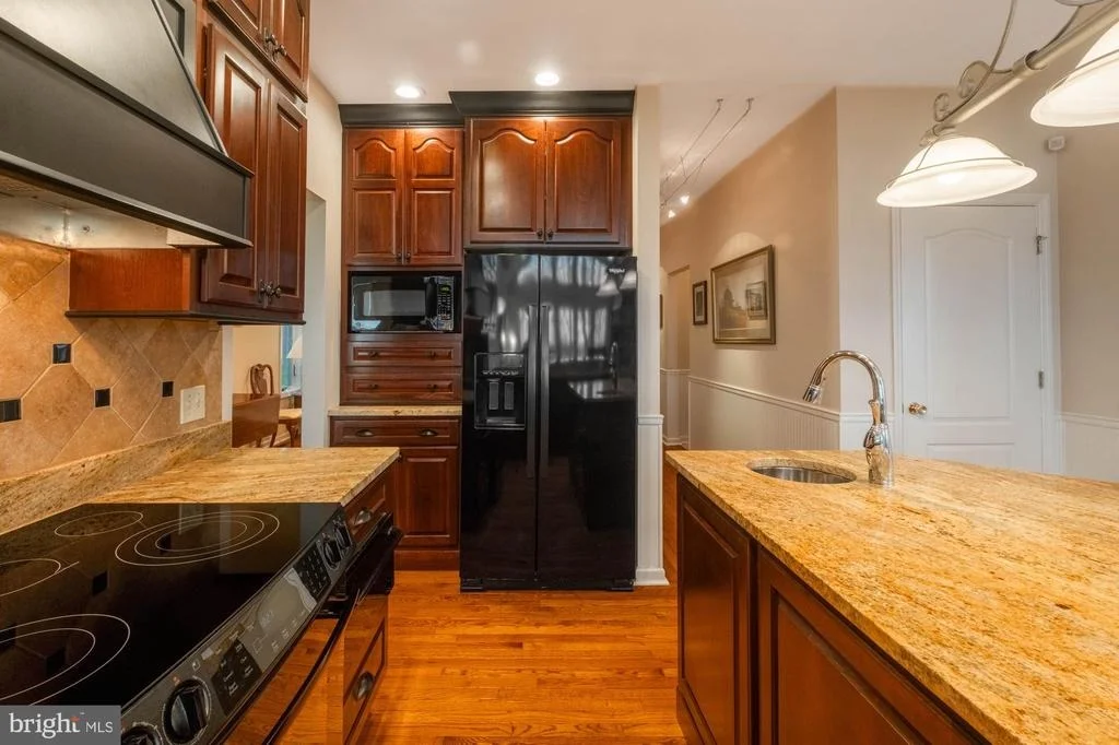 Photo of 790 SUNSET RIDGE DRIVE