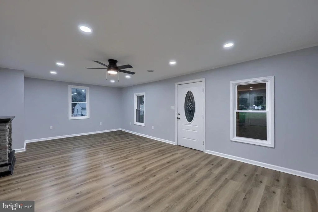 Photo of 1384 ROUNDTOP ROAD