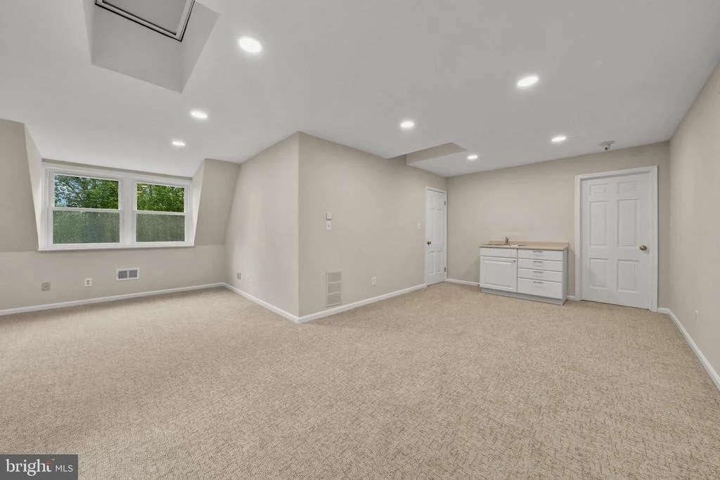 Photo of 7018 GREEN OAK DRIVE