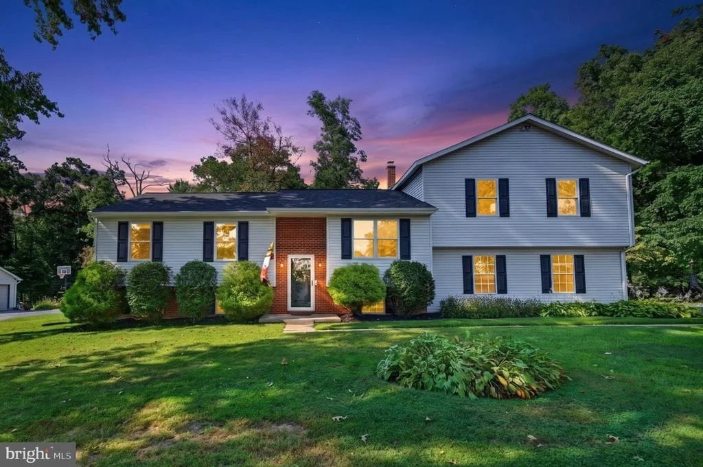 Photo of 4294 WOLF HILL DRIVE