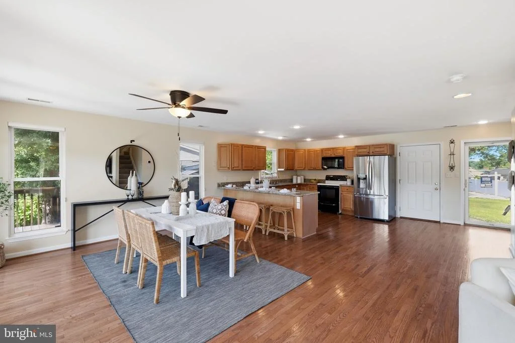 Photo of 426 RIVERSIDE DRIVE
