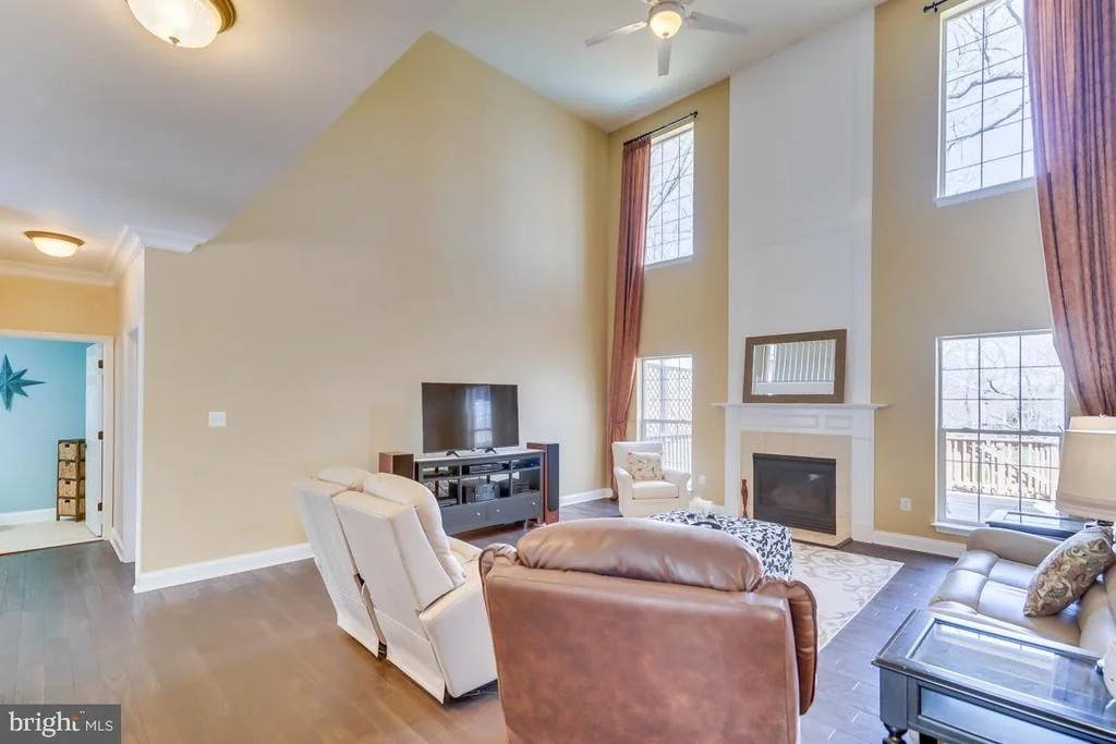 Photo of 17221 PICKWICK DRIVE