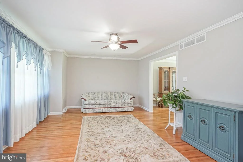 Photo of 1237 HEARTWOOD DRIVE