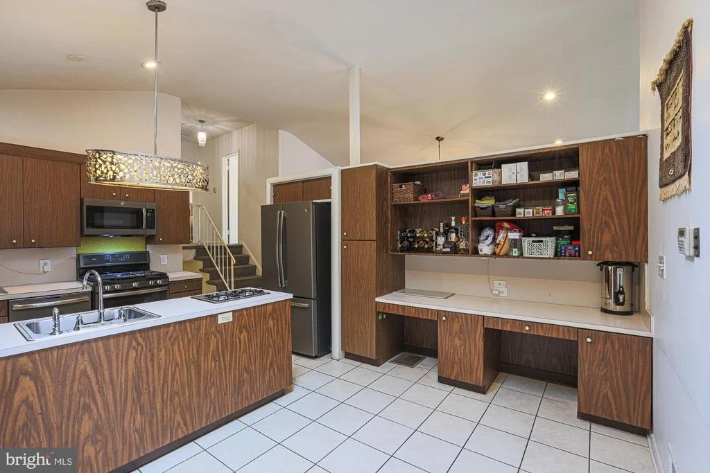 Photo of 5919 WINNER AVENUE