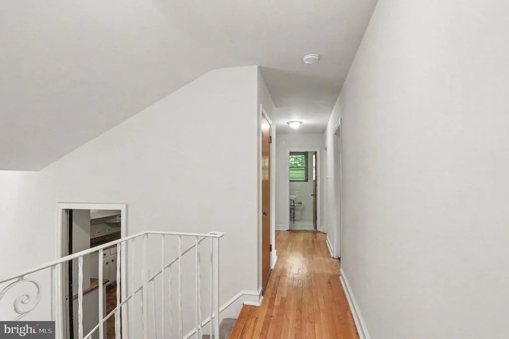Photo of 1202 HILLSIDE BOULEVARD