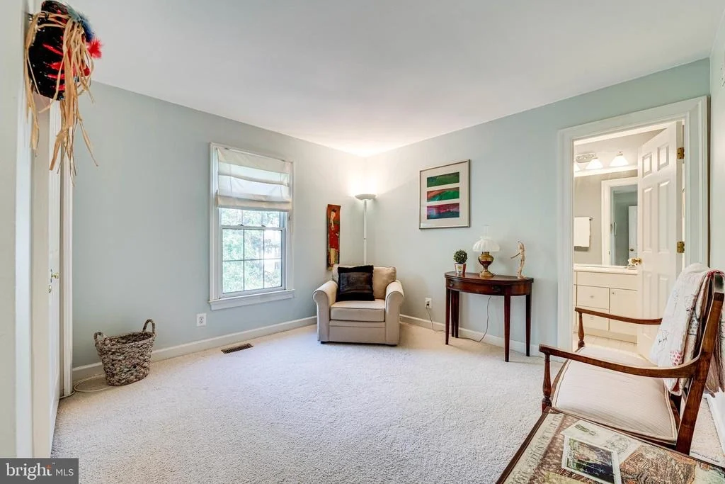 Photo of 9728 HIDDEN VALLEY ROAD