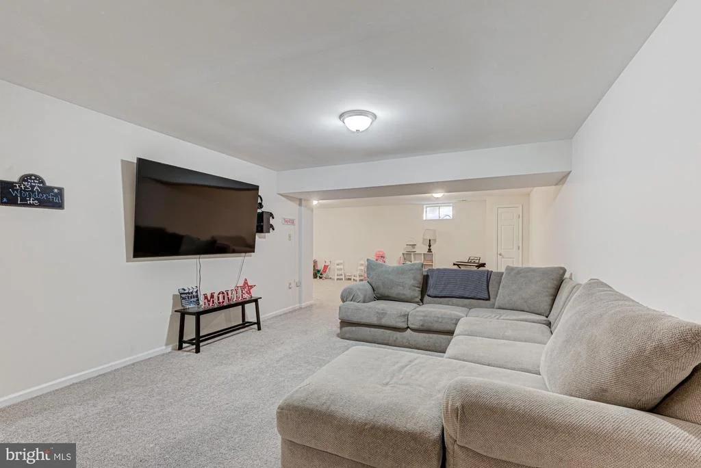 Photo of 218 SHEATS LANE