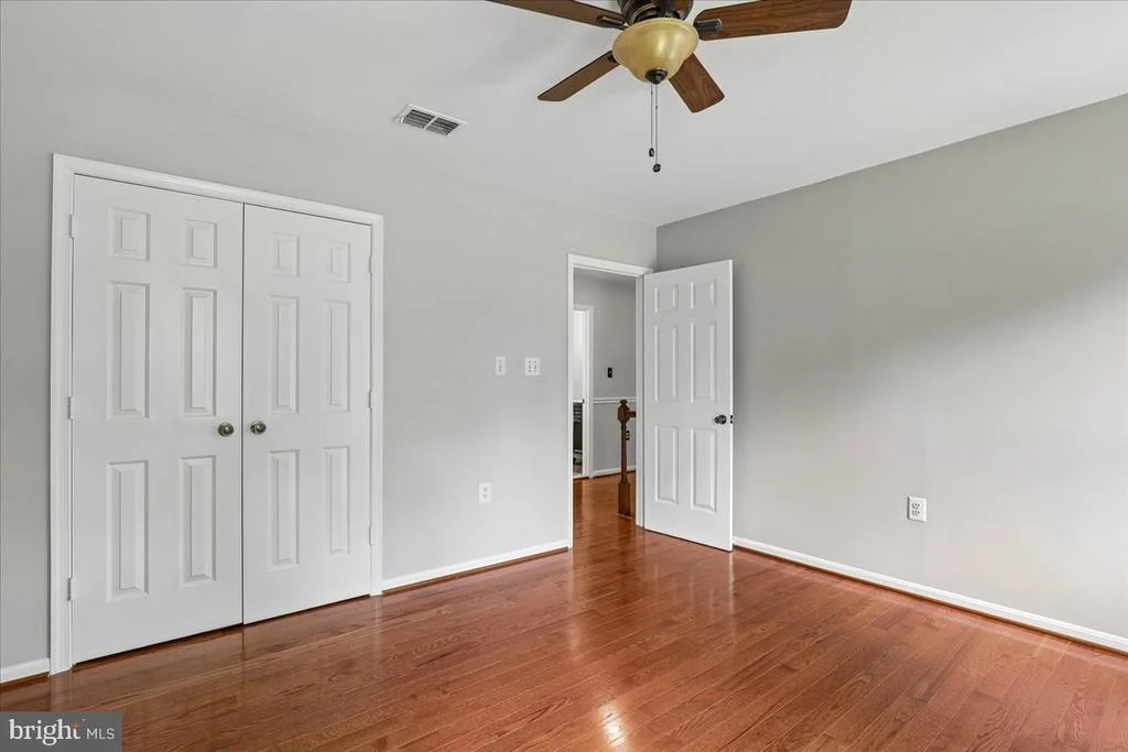 Photo of 8253 HONEYSUCKLE ROAD