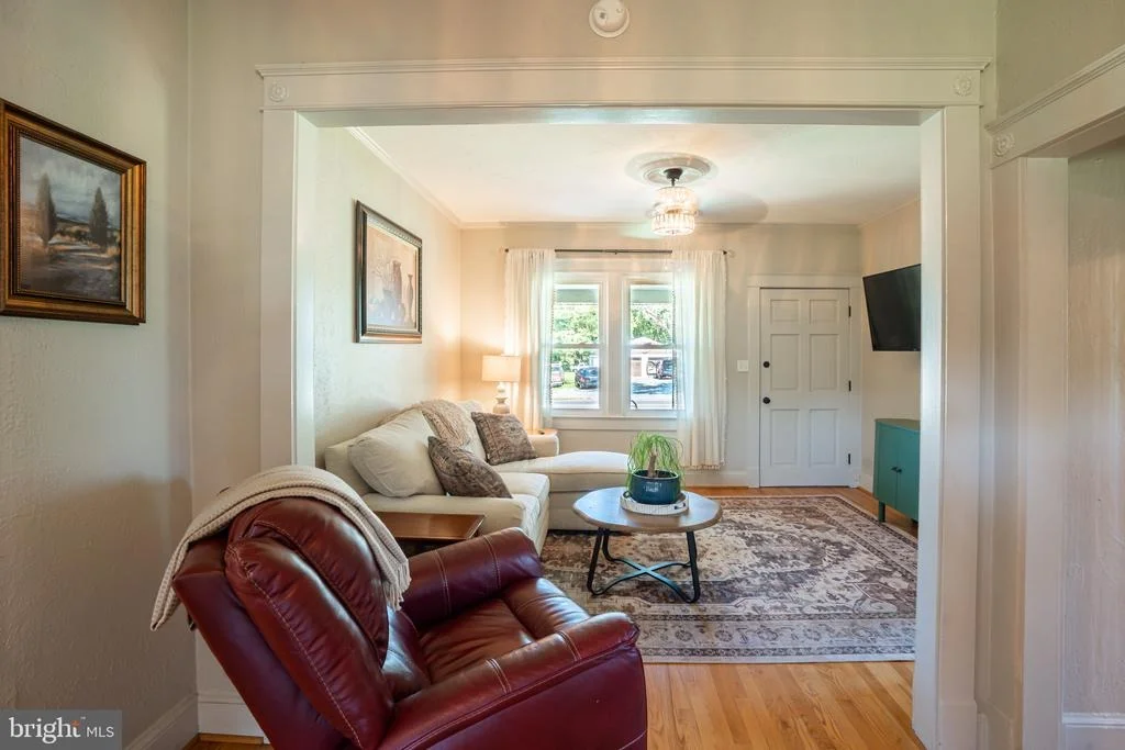 Photo of 1236 MOUNTAIN VIEW ROAD