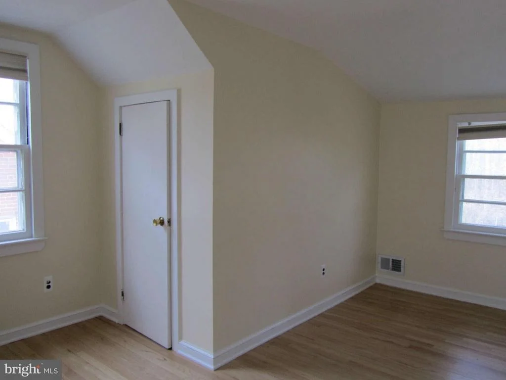 Photo of 10816 SCOTT DRIVE