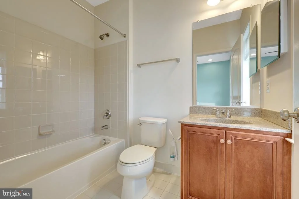Photo of 24337 EAGLES LANDING PLACE
