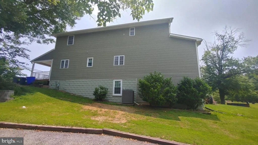 Photo of 9260 OLD SCAGGSVILLE ROAD