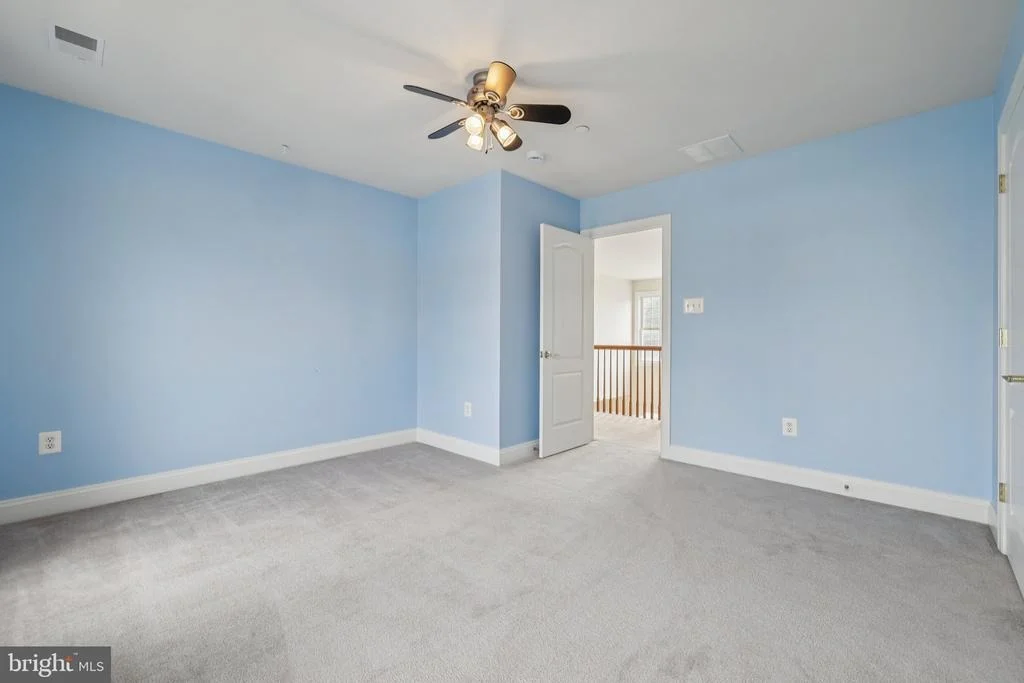 Photo of 1702 FIELDBROOK LANE