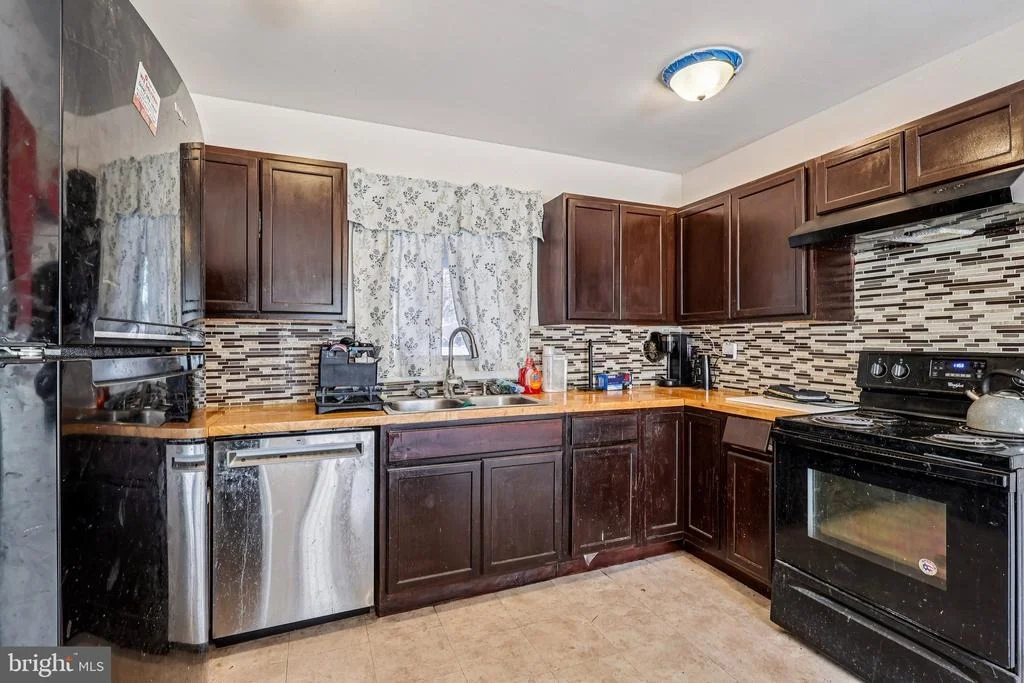 Photo of 32 MILLBROOK DRIVE