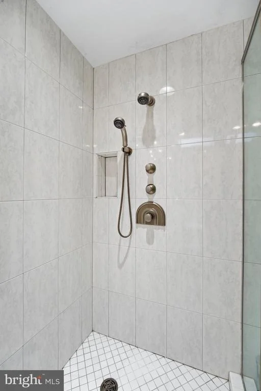 Photo of 15221 REDGATE DRIVE