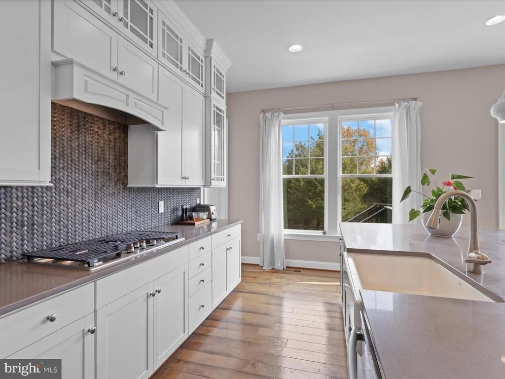 Photo of 25970 LIQUIDAMBAR LANE