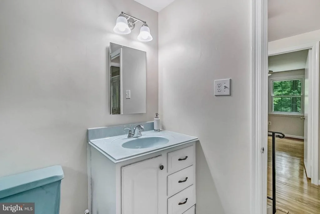 Photo of 13416 HATHAWAY DRIVE