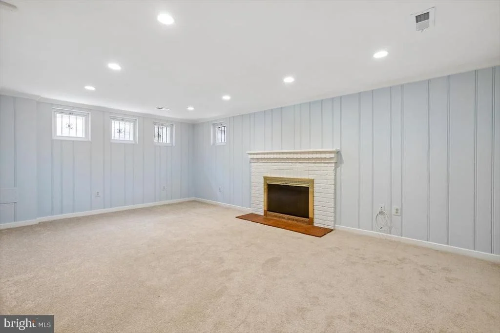 Photo of 7505 GLENDALE ROAD