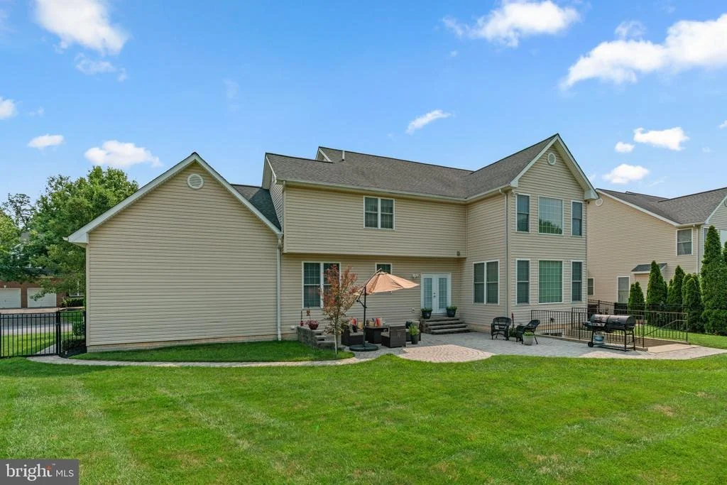 Photo of 439 UNIVERSITY DRIVE
