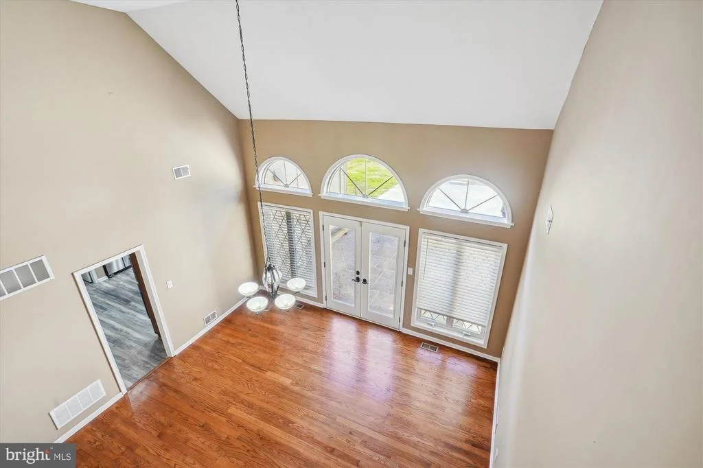 Photo of 18604 WILLOW OAK DRIVE