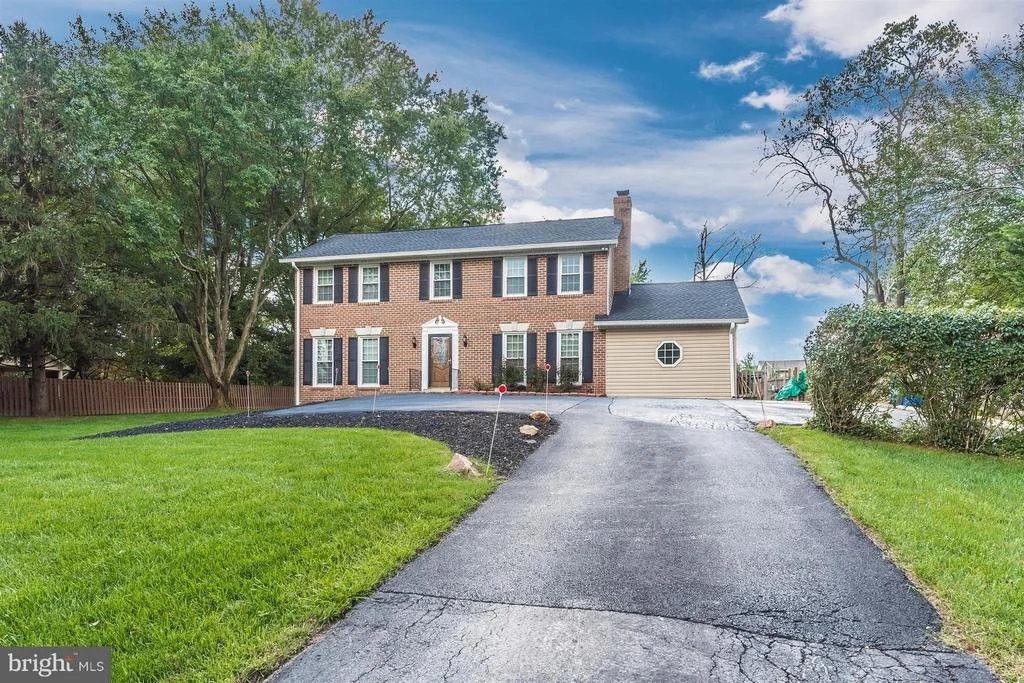 Photo of 17108 CARWELL ROAD