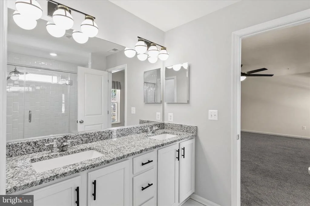Photo of 5559 TRAFALGAR CIRCLE