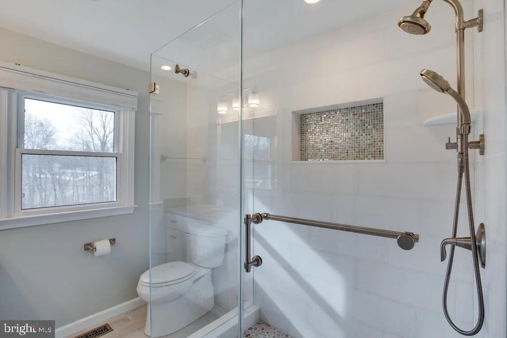 Photo of 6740 BRISCOE TURN ROAD