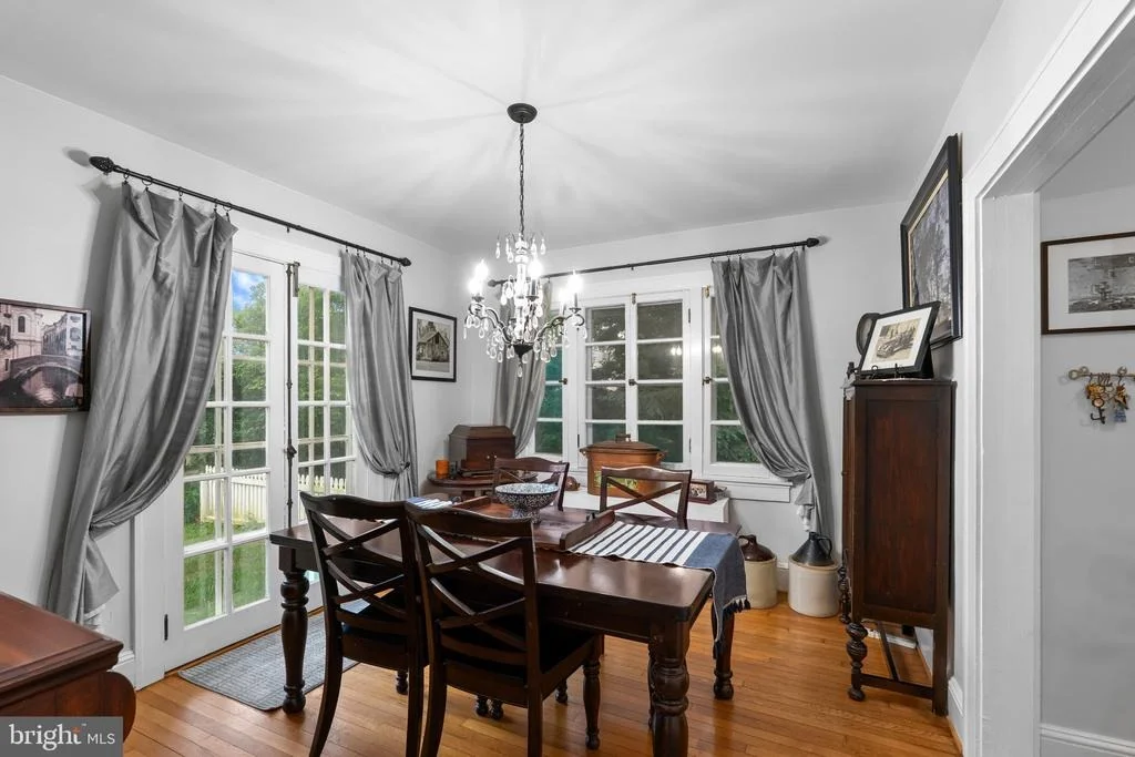 Photo of 1804 FAIRBANK ROAD