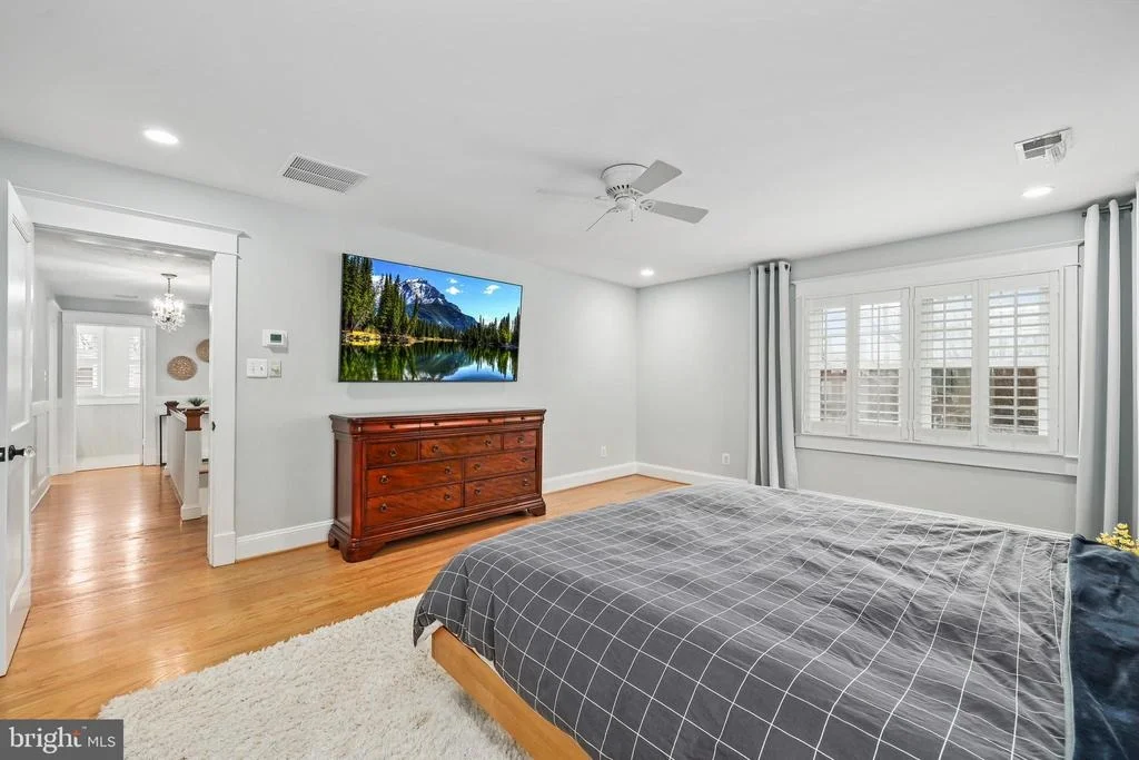 Photo of 9016 GRANT AVENUE